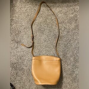 Tan/Beige Purse